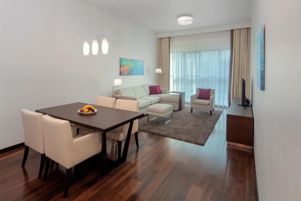 Room image 3