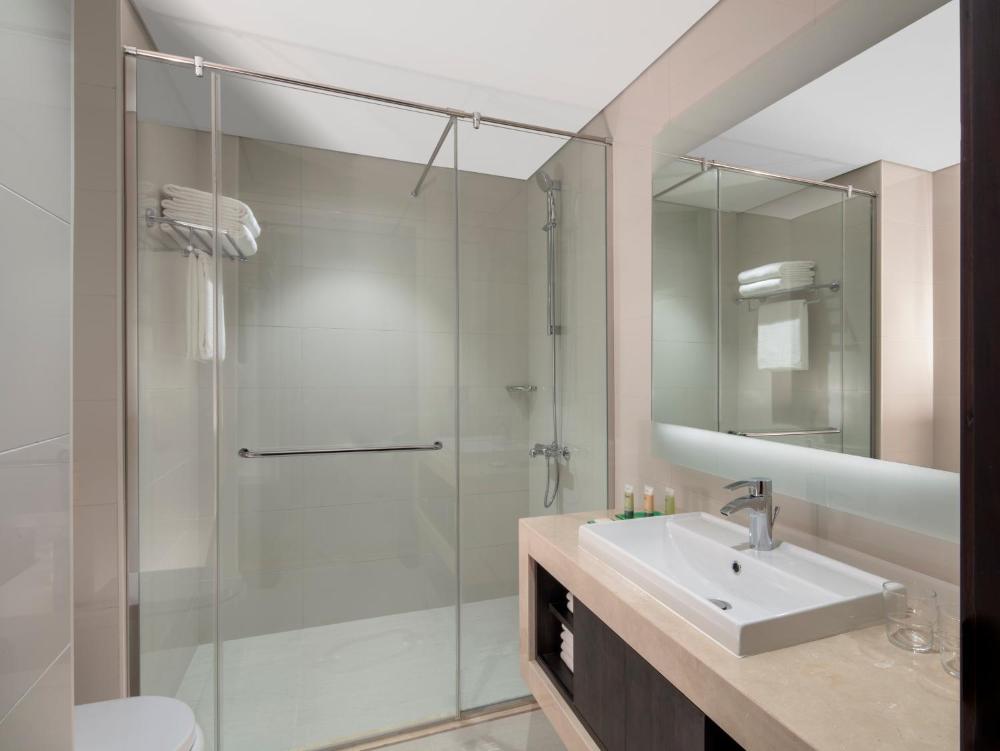 Room image 4